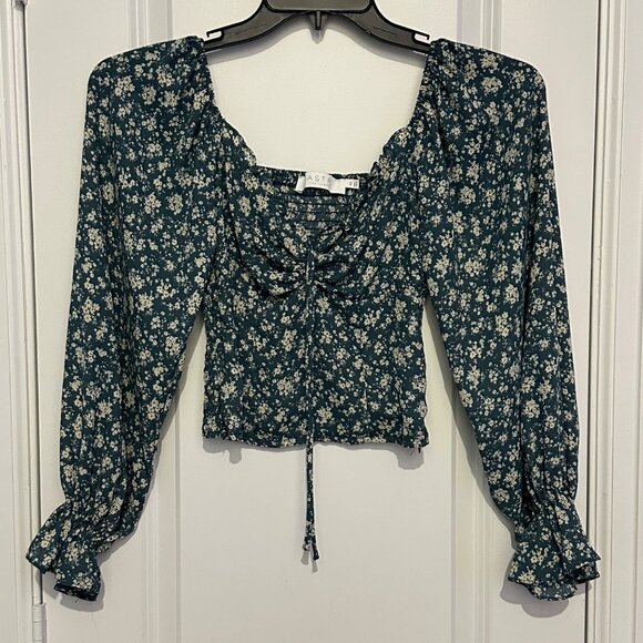 ASTR The Label XS Floral Smocked Long Sleeve Blouse In Blue & White - Picture 1 of 10